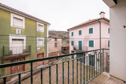 Moradia T2 para Venda em Unhais-O-Velho