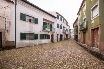 Moradia T2 para Venda em Unhais-O-Velho
