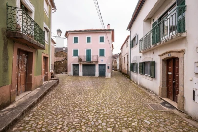 Moradia T2 para Venda em Unhais-O-Velho