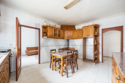 Moradia T2 para Venda em Unhais-O-Velho