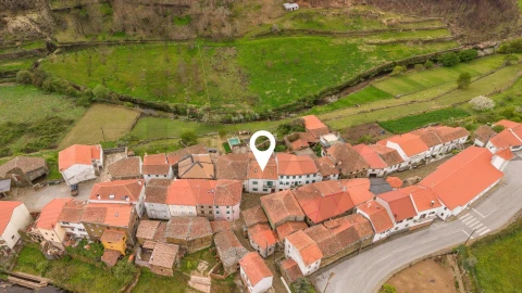 Moradia T2 para Venda em Unhais-O-Velho