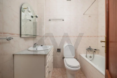 Moradia T2 para Venda em Unhais-O-Velho