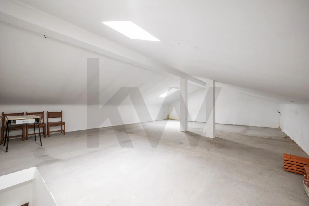 Moradia T2 para Venda em Unhais-O-Velho Foto 18