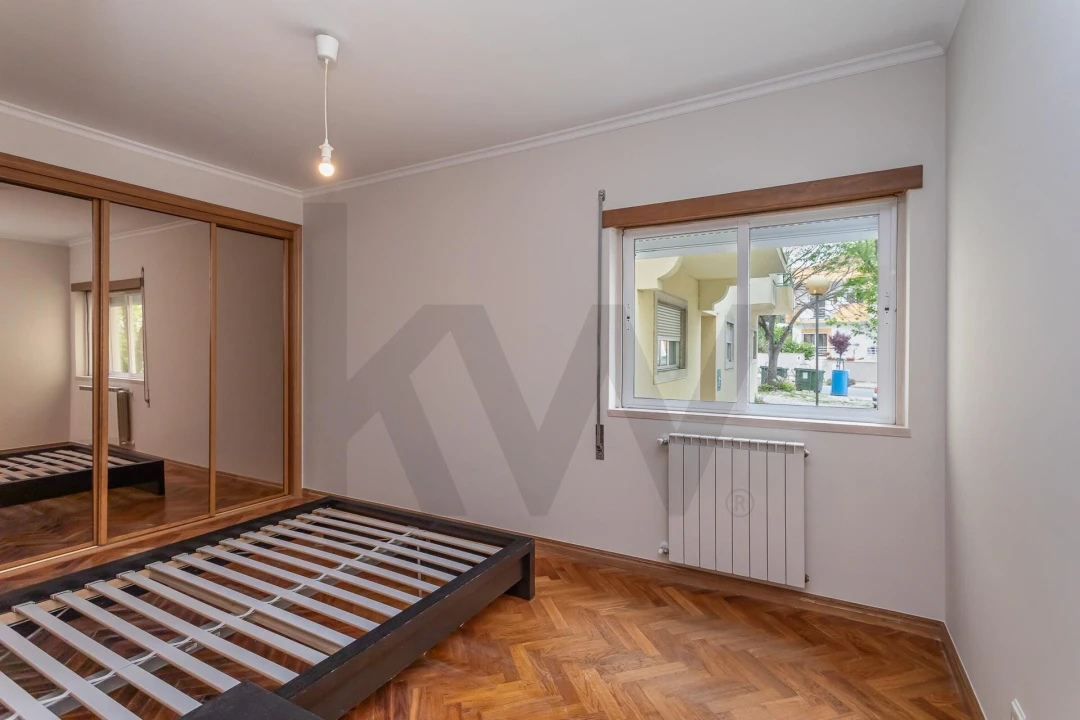 Apartamento T2 para Venda em Caparica e Trafaria Foto 14