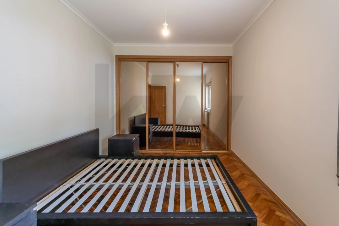 Apartamento T2 para Venda em Caparica e Trafaria Foto 13