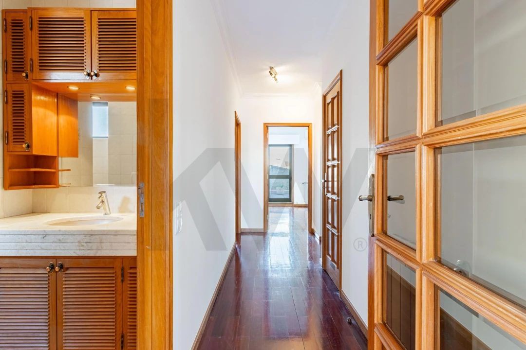 Apartamento T3 para Venda em São João da Madeira Foto 24