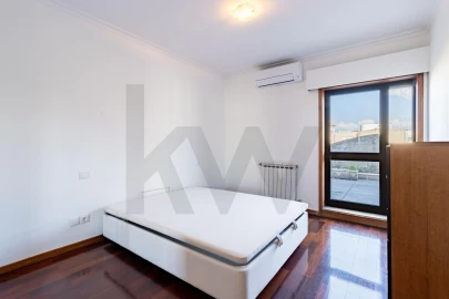 Apartamento T3 para Venda em São João da Madeira