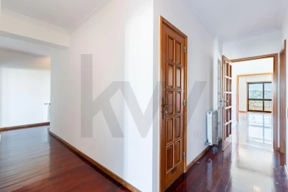 Apartamento T3 para Venda em São João da Madeira