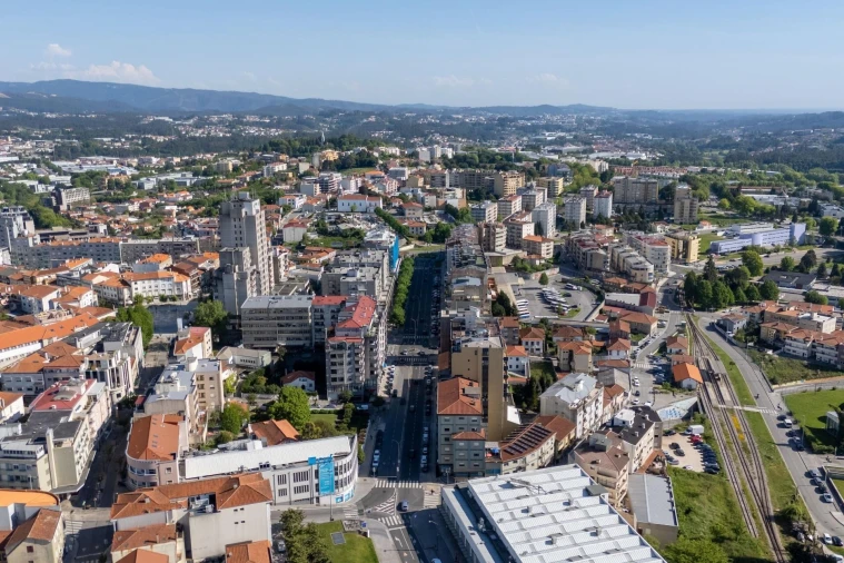 Apartamento T3 para Venda em São João da Madeira Foto 41