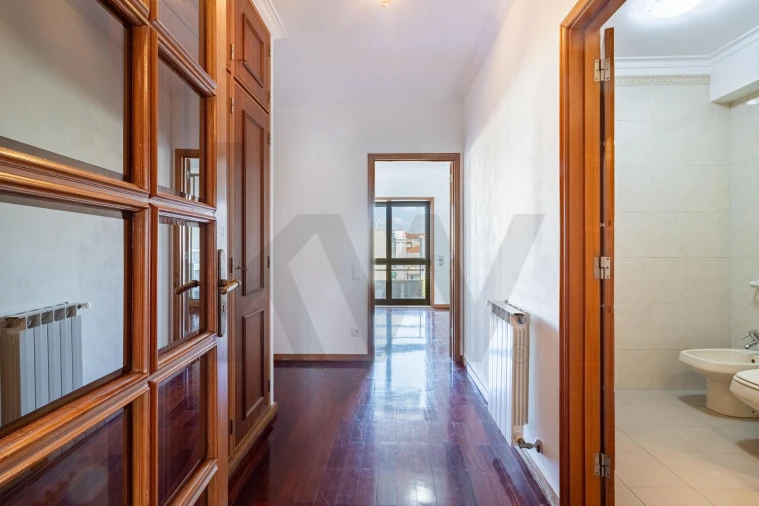 Apartamento T3 para Venda em São João da Madeira Foto 17