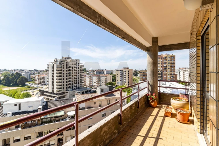 Apartamento T3 para Venda em São João da Madeira Foto 7