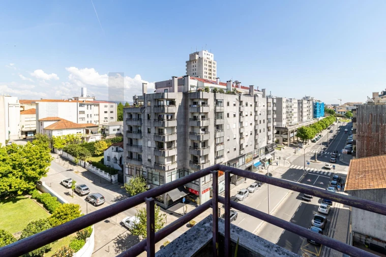 Apartamento T3 para Venda em São João da Madeira Foto 29