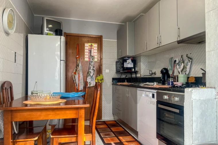 Apartamento T3 para Venda em Canidelo Foto 9