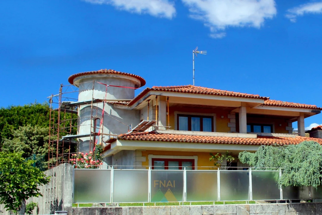 Moradia T4 para Venda em Sequeira Foto 2