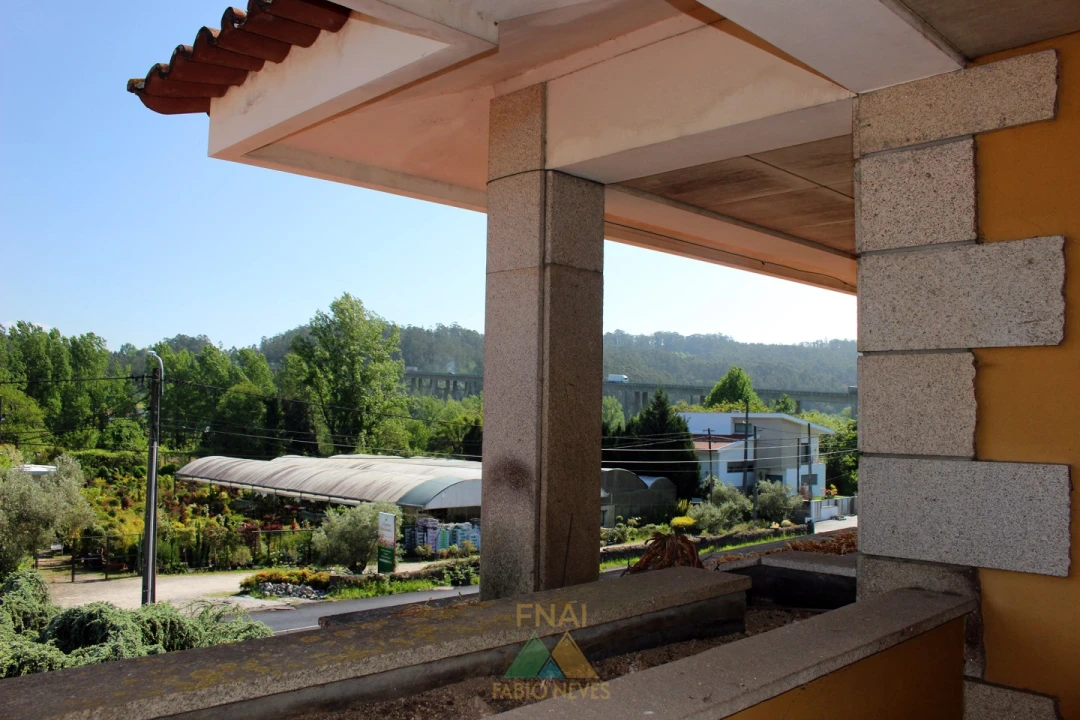 Moradia T4 para Venda em Sequeira Foto 46