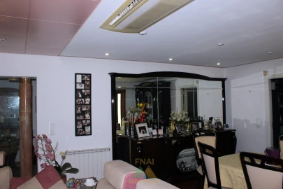 Moradia T4 para Venda em Sequeira