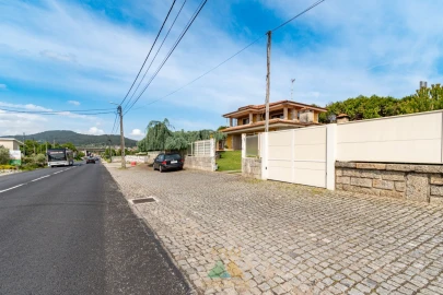 Moradia T4 para Venda em Sequeira