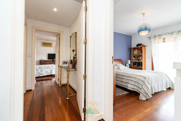 Moradia T4 para Venda em Sequeira Foto 53