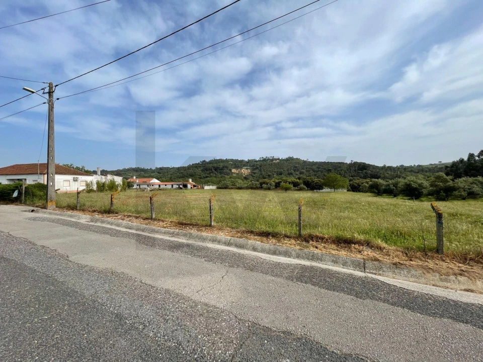 Terreno para Venda em Arrouquelas Foto 3