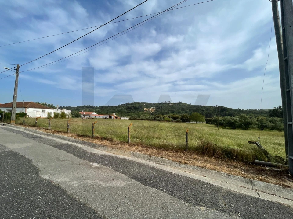Terreno para Venda em Arrouquelas Foto 1