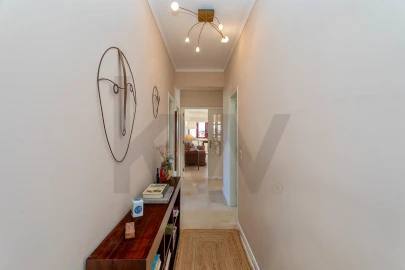 Apartamento T4 para Venda em Algés, Linda-A-Velha e Cruz Quebrada-Dafundo