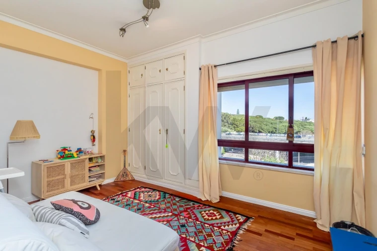 Apartamento T4 para Venda em Algés, Linda-A-Velha e Cruz Quebrada-Dafundo Foto 14