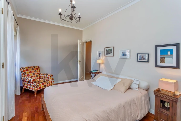 Apartamento T4 para Venda em Algés, Linda-A-Velha e Cruz Quebrada-Dafundo Foto 12