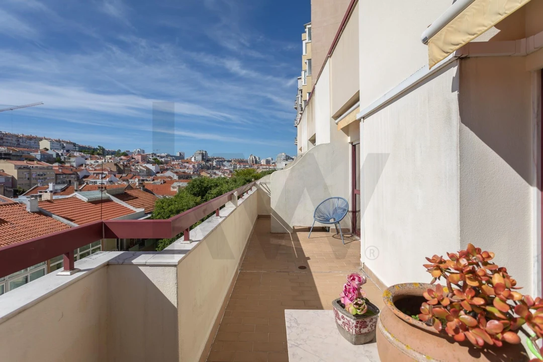 Apartamento T4 para Venda em Algés, Linda-A-Velha e Cruz Quebrada-Dafundo Foto 25