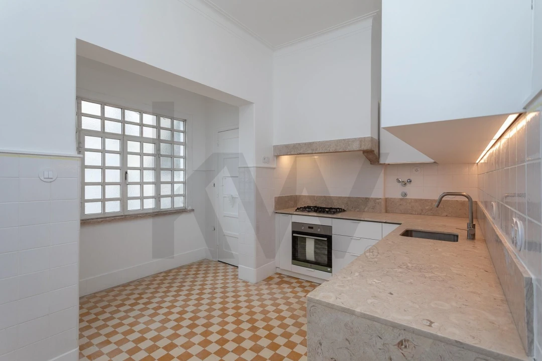 Apartamento T5 para Venda em Arroios Foto 35