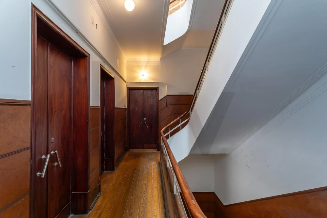 Apartamento T5 para Venda em Arroios Foto 43