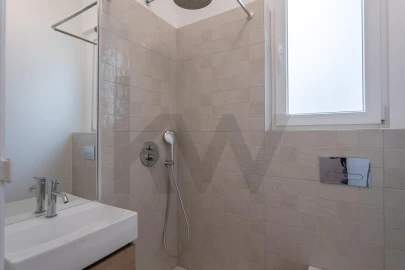 Apartamento T5 para Venda em Arroios