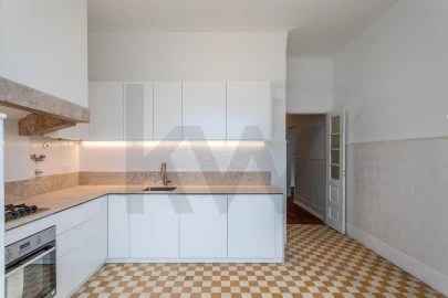 Apartamento T5 para Venda em Arroios