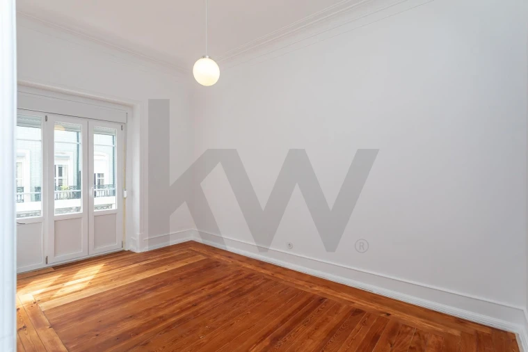 Apartamento T5 para Venda em Arroios Foto 12