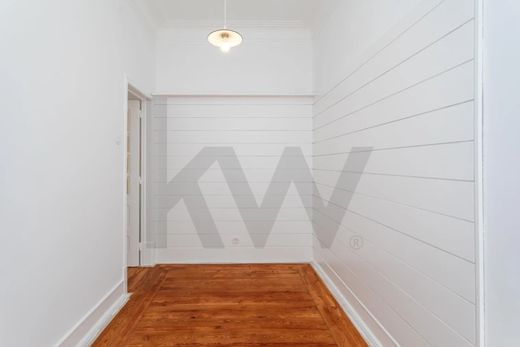 Apartamento T5 para Venda em Arroios Foto 11