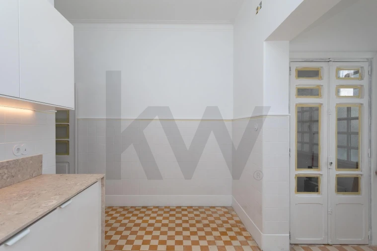 Apartamento T5 para Venda em Arroios Foto 33
