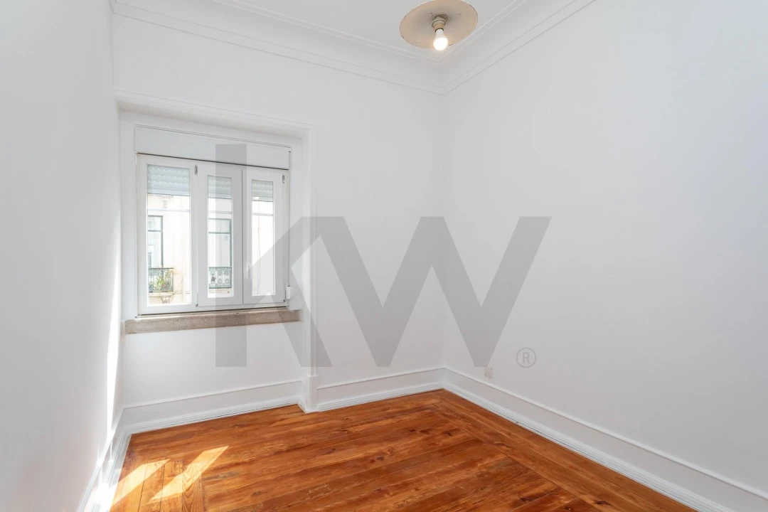 Apartamento T5 para Venda em Arroios Foto 8
