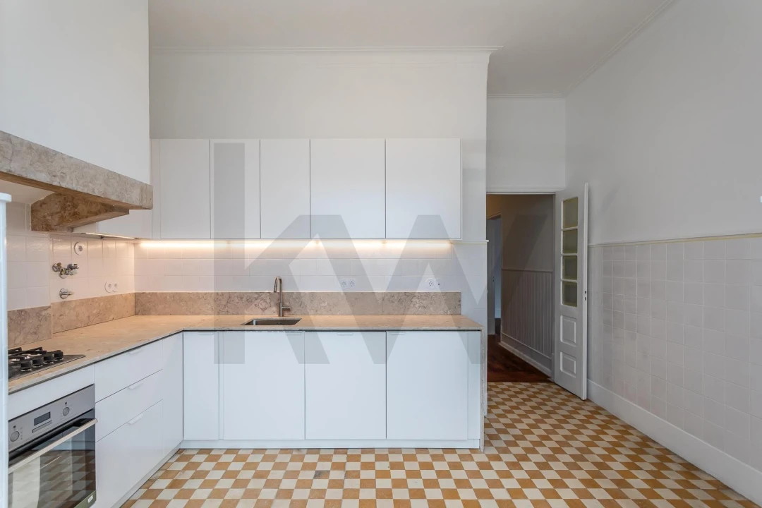 Apartamento T5 para Venda em Arroios Foto 32