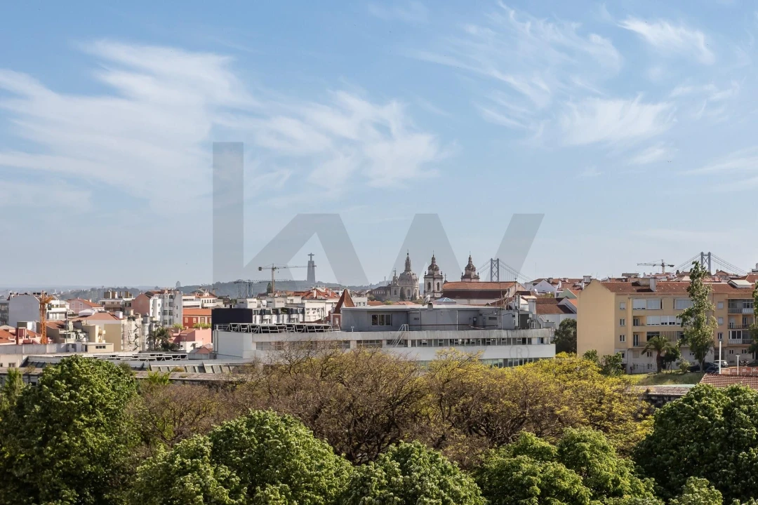 Apartamento T2 para Arrendamento em Santo António Foto 15