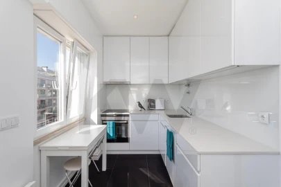 Apartamento T2 para Arrendamento em Santo António