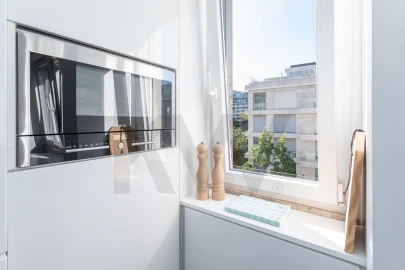 Apartamento T2 para Arrendamento em Santo António