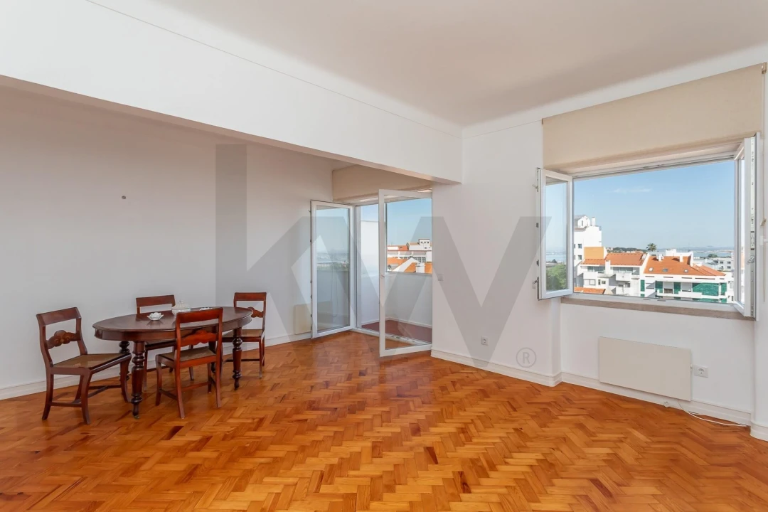 Apartamento T2 para Arrendamento em Santo António Foto 25