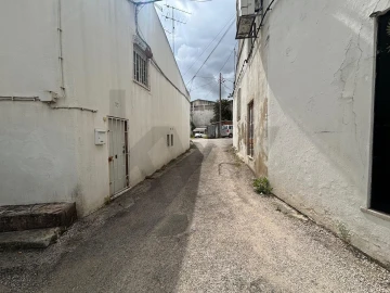 Prédio para Venda em Póvoa de Santo Adrião e Olival Basto