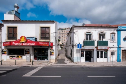 Prédio para Venda em Póvoa de Santo Adrião e Olival Basto