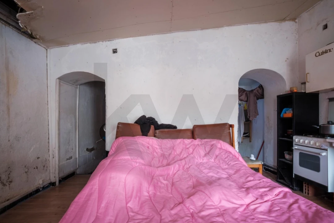 Prédio para Venda em Póvoa de Santo Adrião e Olival Basto Foto 8