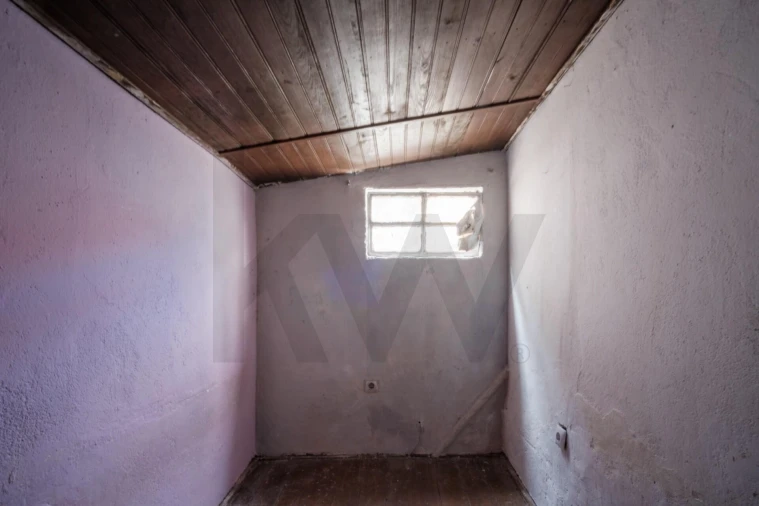 Prédio para Venda em Póvoa de Santo Adrião e Olival Basto Foto 11