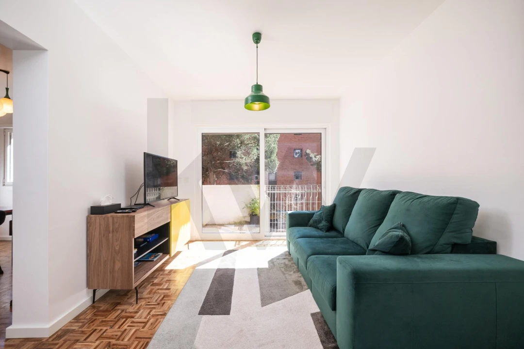 Apartamento T4 para Venda em Santo Antonio dos Olivais Foto 2