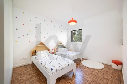 Apartamento T4 para Venda em Santo Antonio dos Olivais