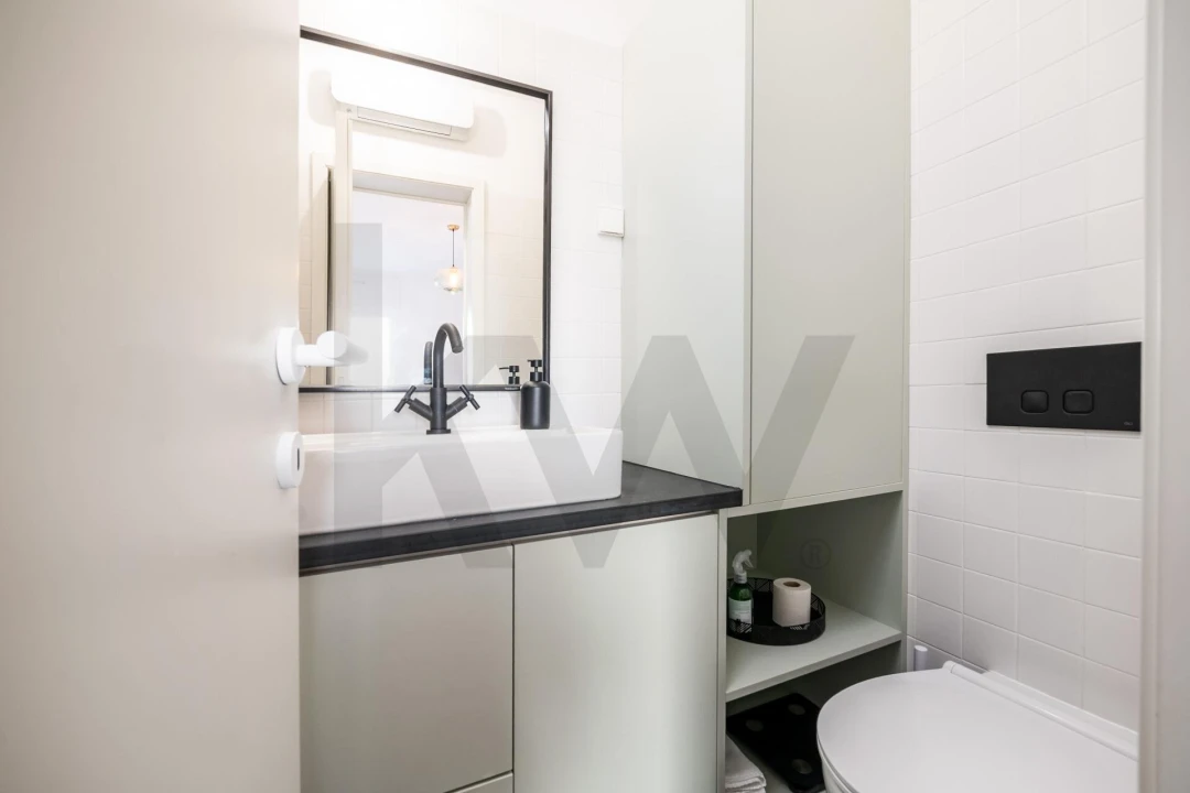 Apartamento T4 para Venda em Santo Antonio dos Olivais Foto 15