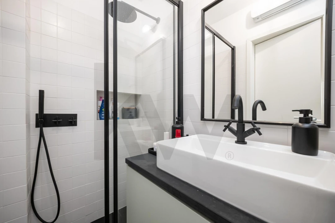 Apartamento T4 para Venda em Santo Antonio dos Olivais Foto 16