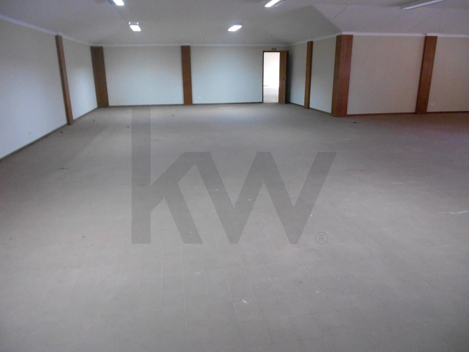 Armazém para Venda em Algueirão-Mem Martins Foto 39